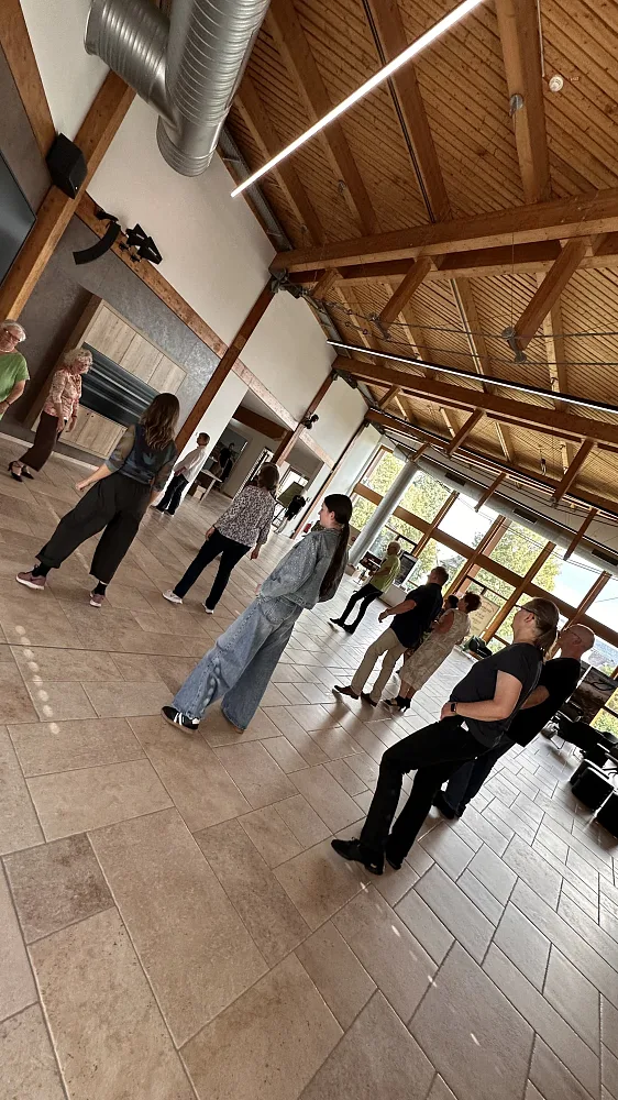 Location: Tanzhaus Schmallenberg - Motto: Line Dance Tanzkurs in Schmallenberg-Fleckenberg